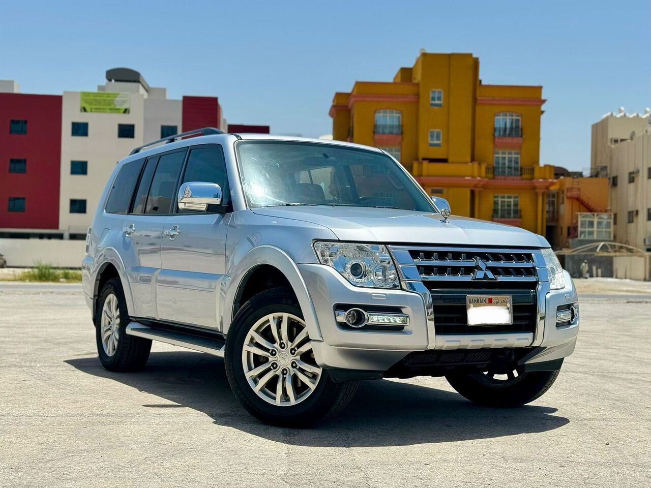 Muharraq, Vehicles, Cars & Trucks , BHD 5700,  Mitsubishi Pajero,  2017,  Automatic,  114000 KM,  FULLY LOADED
