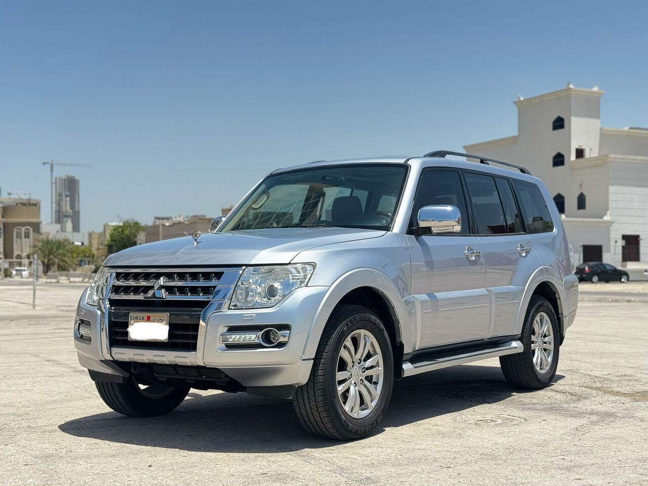 Muharraq, Vehicles, Cars & Trucks , BHD 5700,  Mitsubishi Pajero,  2017,  Automatic,  114000 KM,  FULLY LOADED