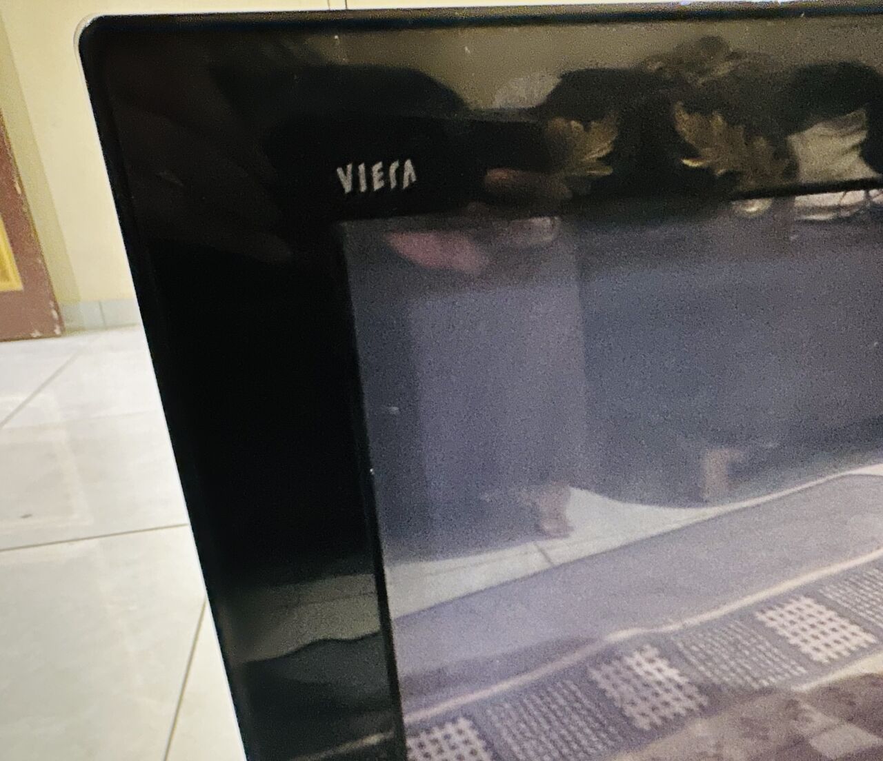 Al Malaz, Electronics, SAR 200,  URGENT SALE: Panasonic LCD TV 42 Inch