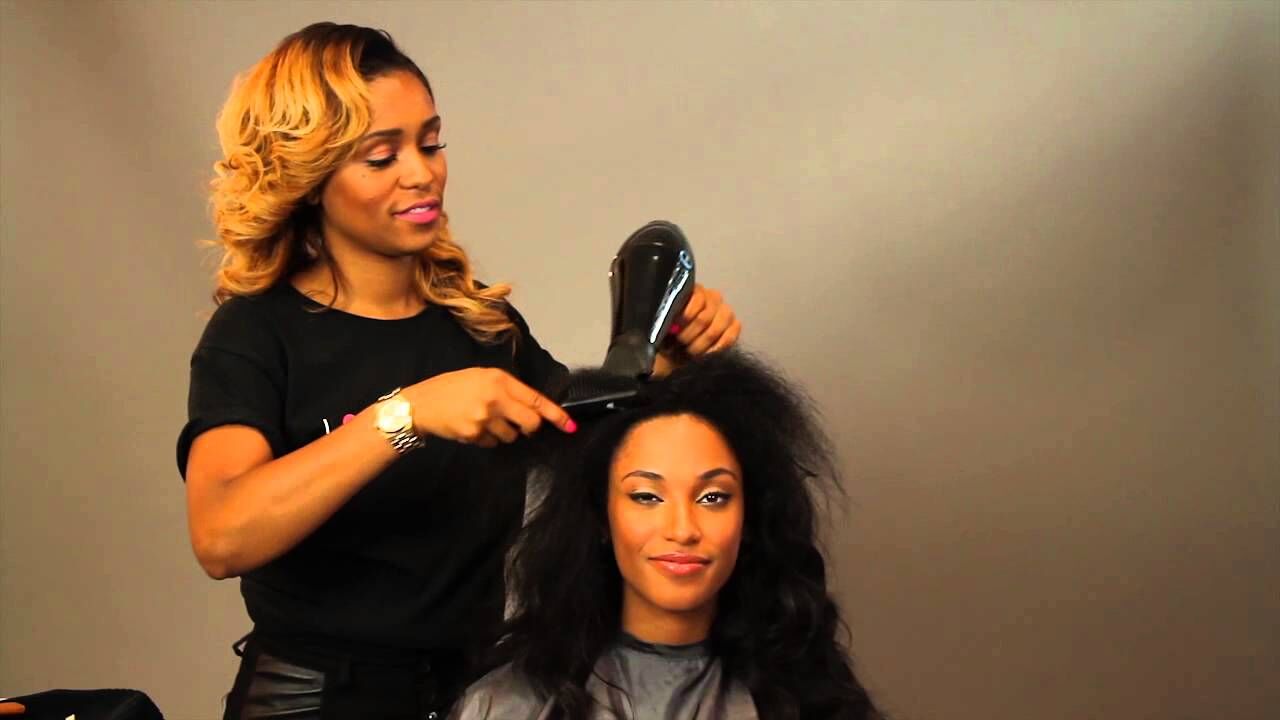 USA, Beautician, Expert Healthy Hair Care By Natural Hair Stylist In Phoenix, AZ