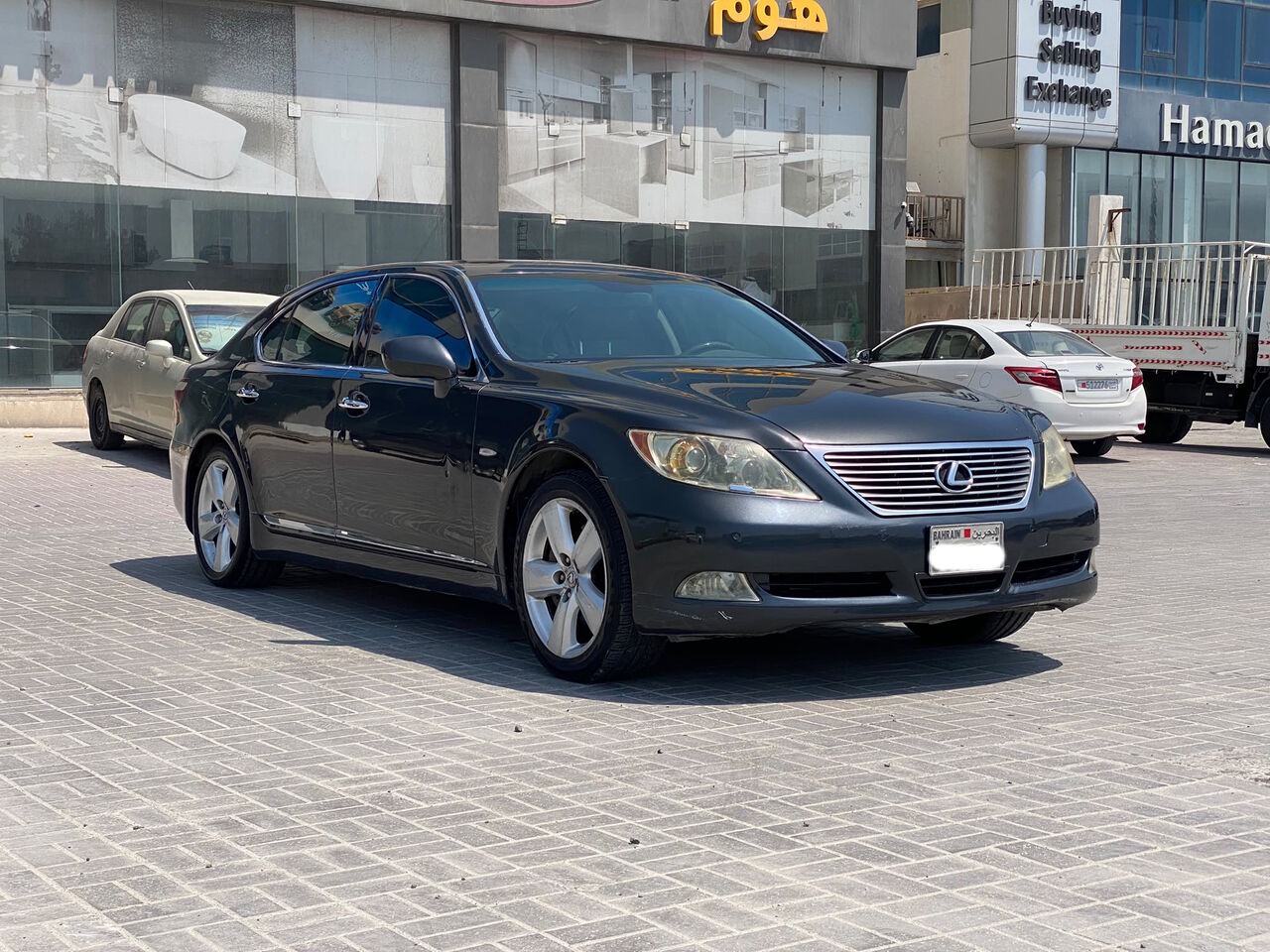 Manama, Vehicles, Cars & Trucks , BHD 2900,  Lexus LS-460,  2007,  Automatic,  210300 KM,   /  (Grey)