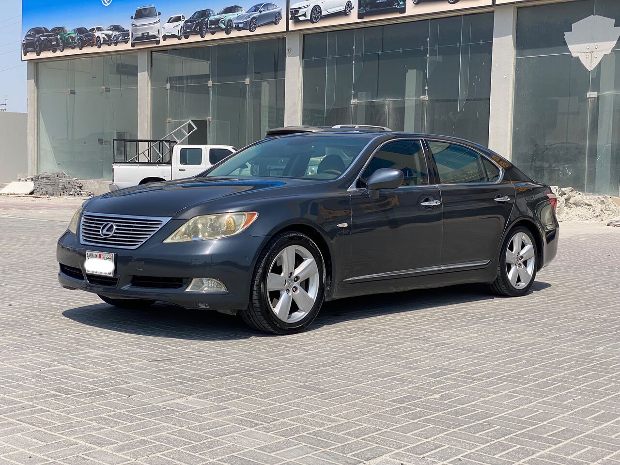 Manama, Vehicles, Cars & Trucks , BHD 2900,  Lexus LS-460,  2007,  Automatic,  210300 KM,   /  (Grey)
