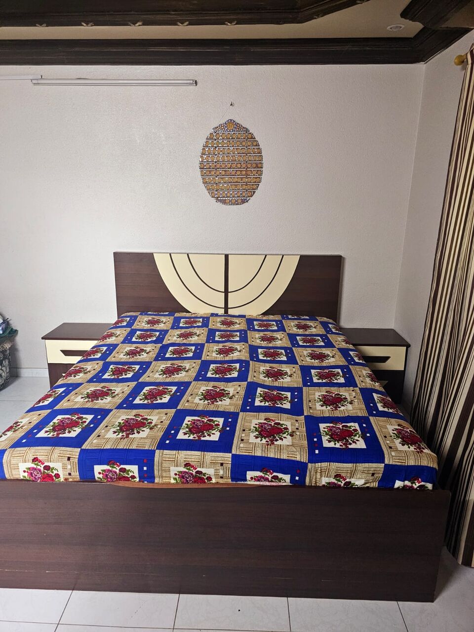 Jeddah, Furniture, SAR 2000,  QUEEN SIZE COMPLETE BEDSET FOR SALE