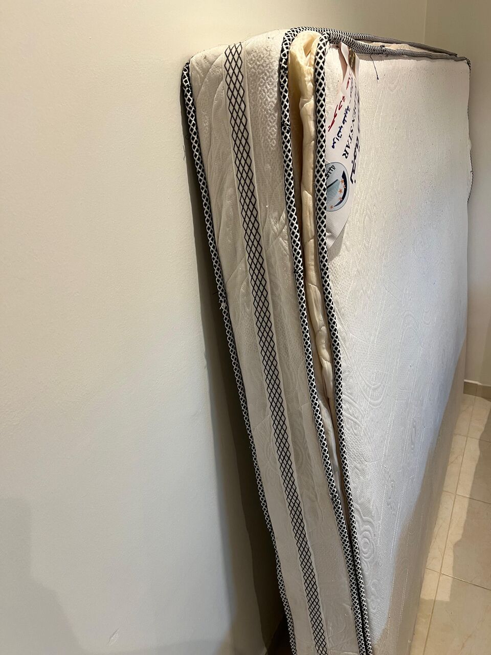 Riyadh, Household Items, SAR 100,  Mattress, King Size (180*200)