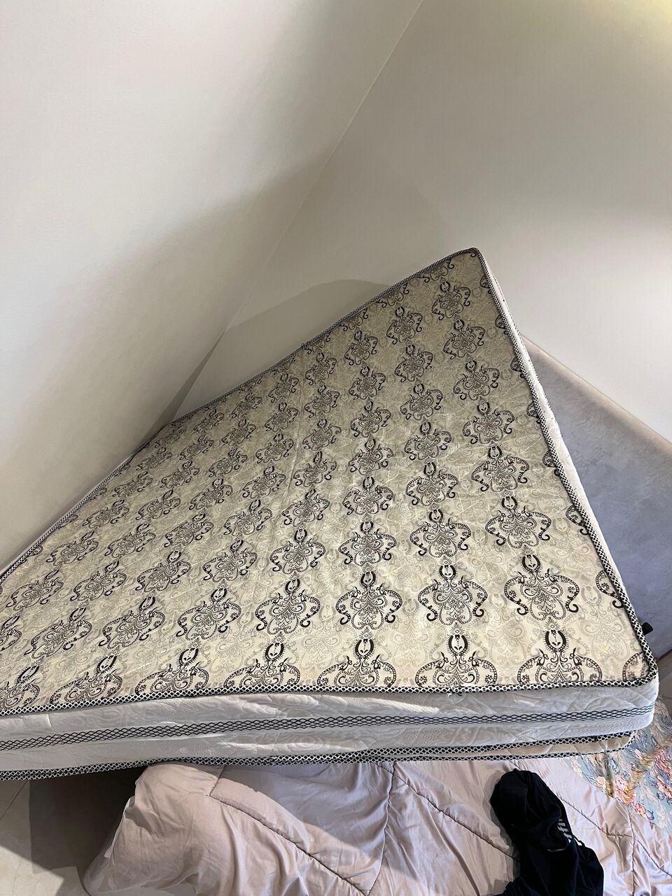 Riyadh, Household Items, SAR 100,  Mattress, King Size (180*200)