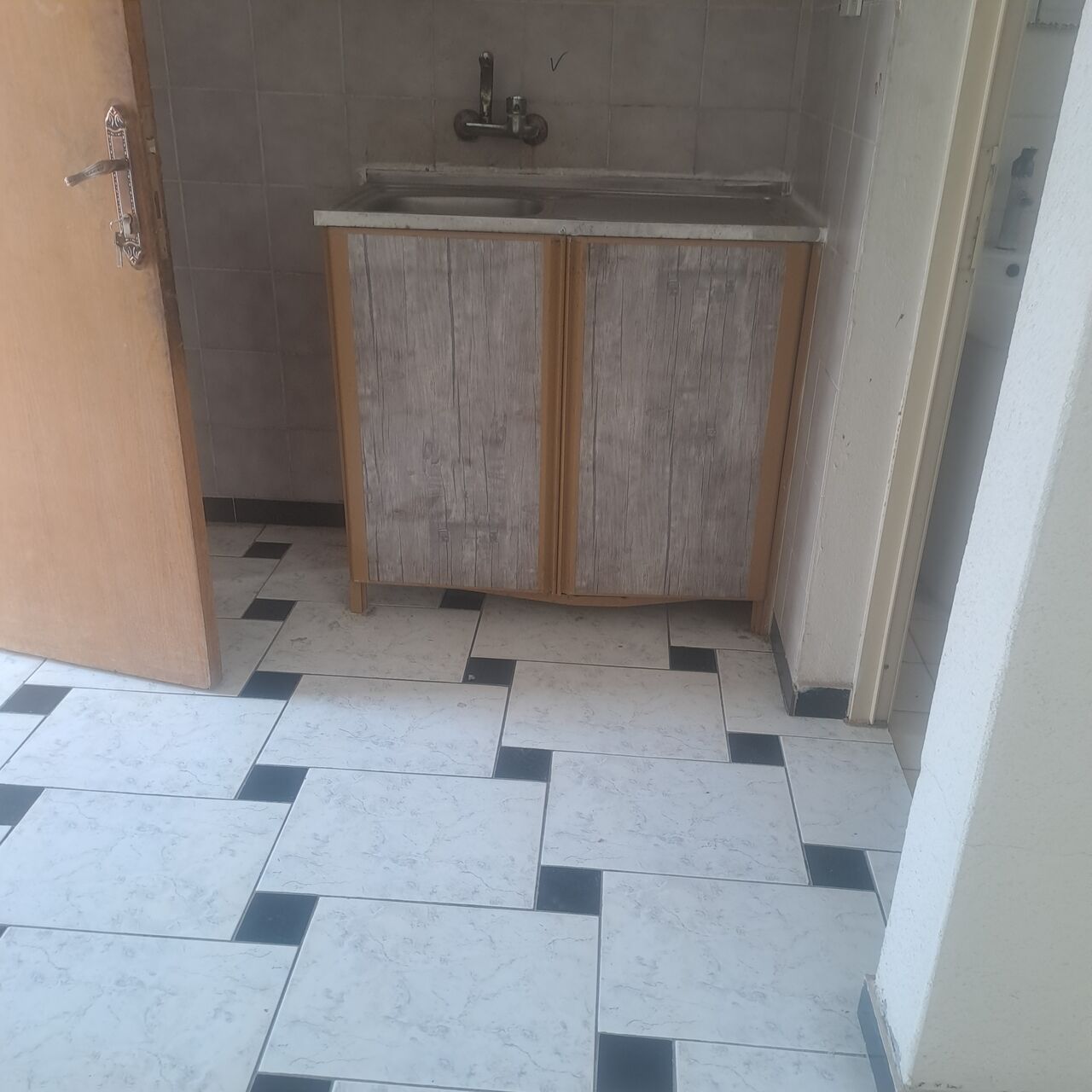 Dammam, Apartments, Flats, Houses & Villas, Bachelor Building For Rent
