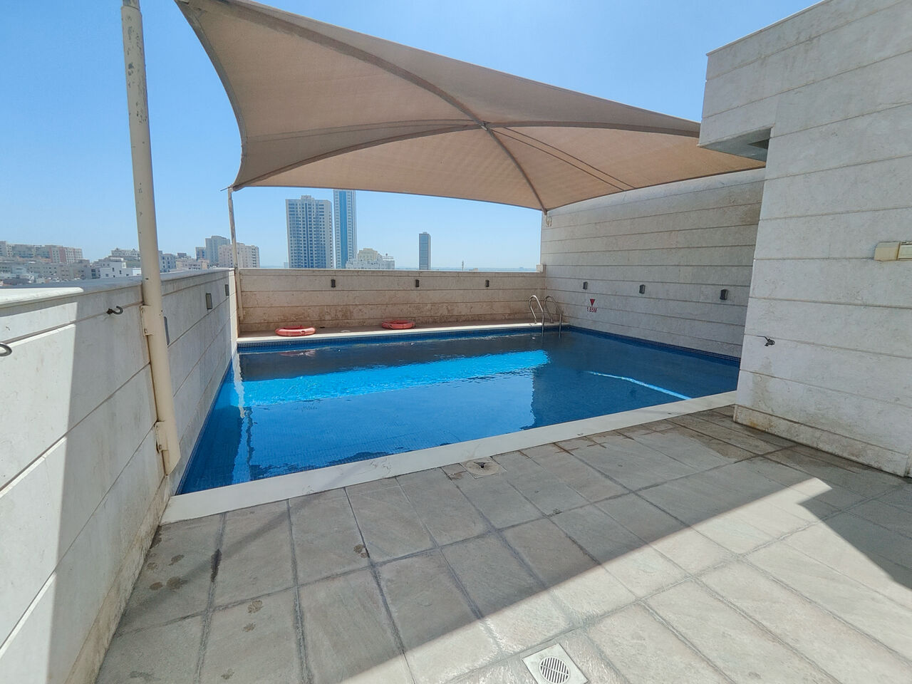 Segaya, Apartments, Flats, Houses & Villas, BHD 270/month,  1 BR,  Fully Furnished Studio | Pool, Gym & WiFi | Prime Location | Salmaniya / Mahoos / Segaya