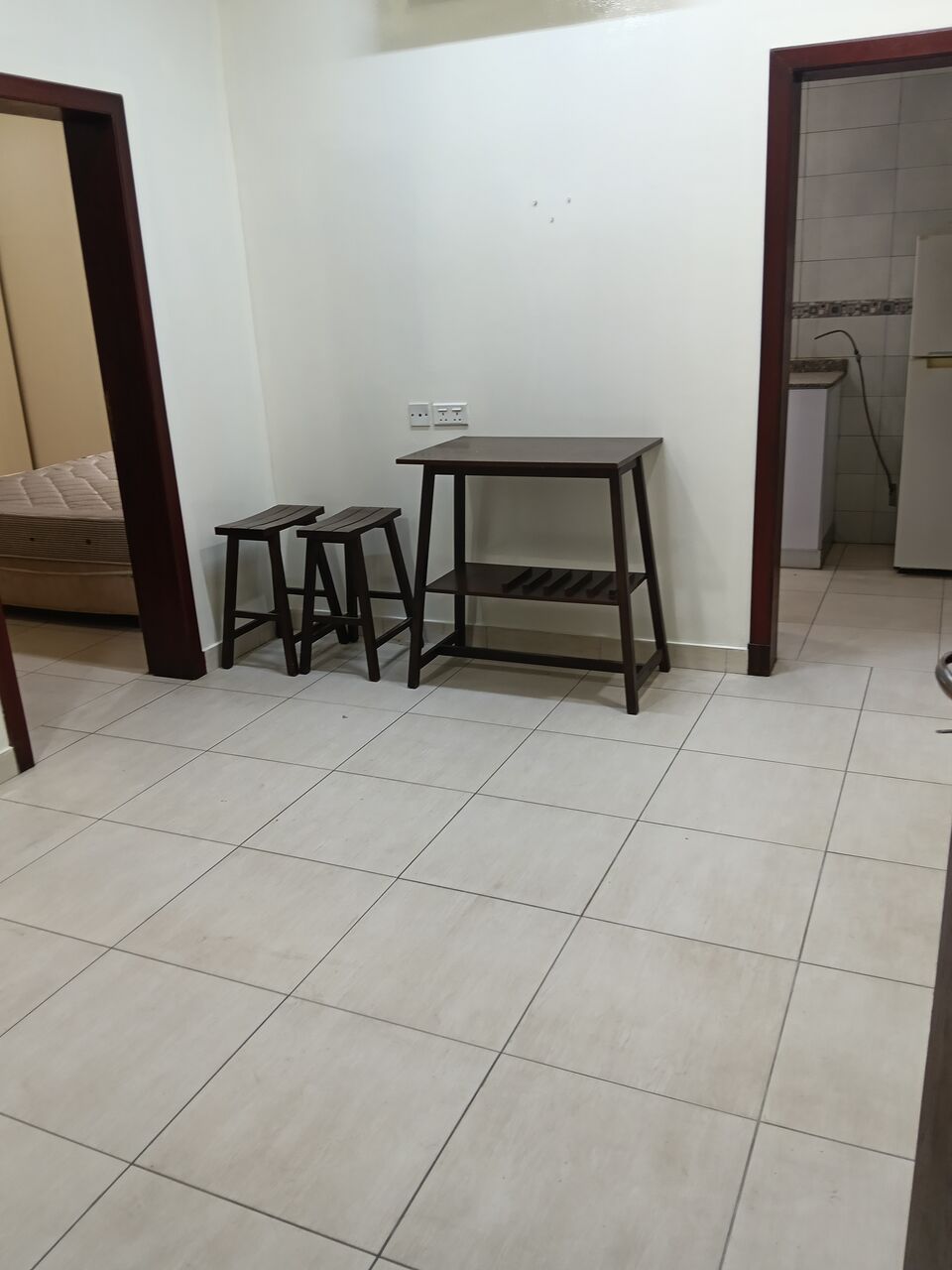 Salmaniya, Apartments, Flats, Houses & Villas, BHD 210/month,  2 BR,  2 Bedroom Unfurnished Flat For Rent Without Ewa