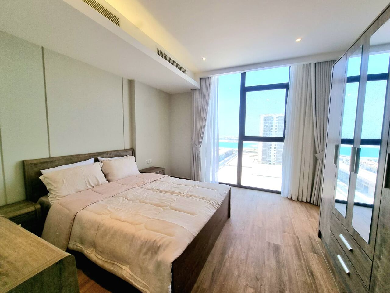 Amwaj Islands, Apartments, Flats, Houses & Villas, BHD 350/month,  Furnished,  1 BR,  70 Sq. Meter,  Beautiful 1 BR FF Apartment With Lagoon View