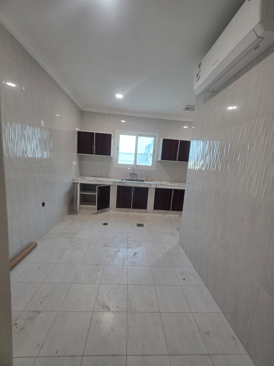 Khobar, Apartments, Flats, Houses & Villas, SAR 24600/year,  3 BR,  3 Bedrooms, 2 Bathrooms, A Kitchen,with Air Conditioners  Elevator Available