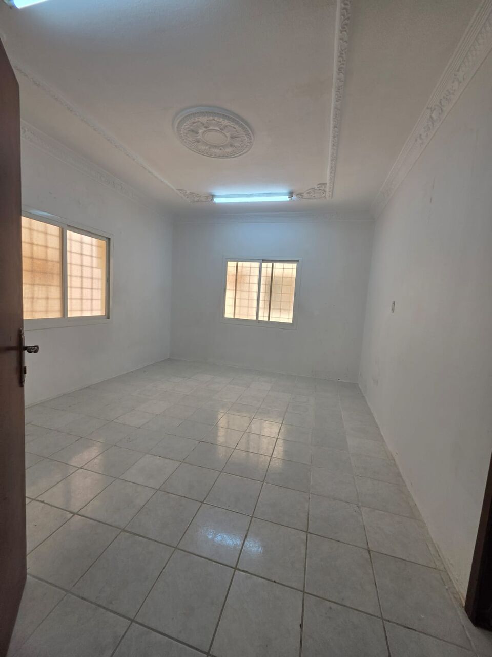 Khobar, Apartments, Flats, Houses & Villas, SAR 23500/year,  4 BR,  Consists Of:- 4 Bedrooms, A Living Room, 2 Bathrooms, And A Kitchen, Fast Floor  Elevator,