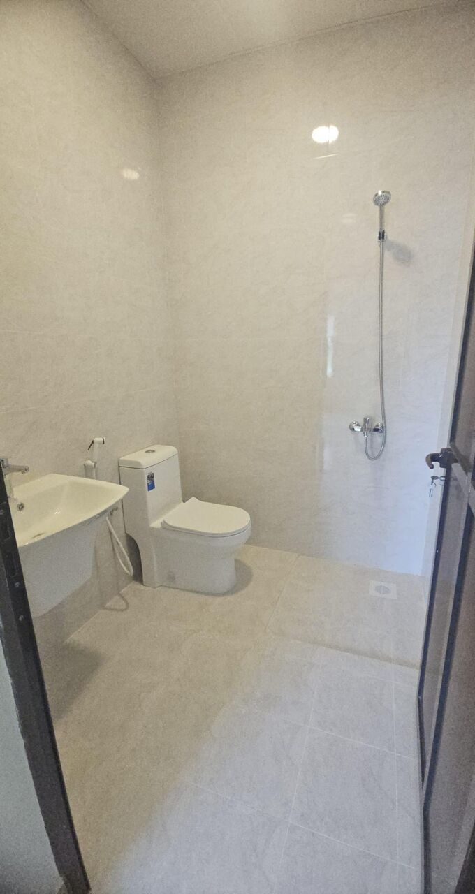 Umm Al Hassam, Apartments, Flats, Houses & Villas, BHD 280/month,  3 BR,  3 Bedroom Semifinished Brand New Flat For Rent Ewa Under Owner Name