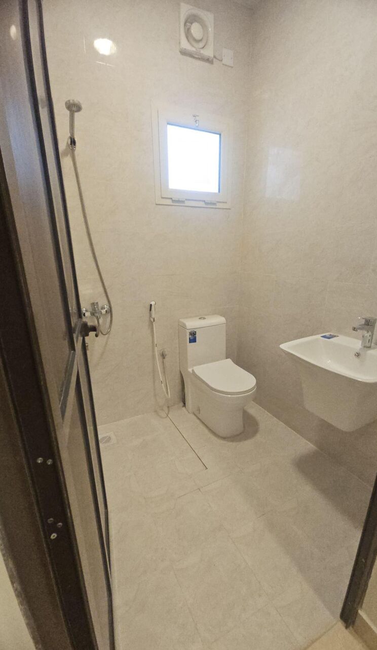 Umm Al Hassam, Apartments, Flats, Houses & Villas, BHD 280/month,  3 BR,  3 Bedroom Semifinished Brand New Flat For Rent Ewa Under Owner Name