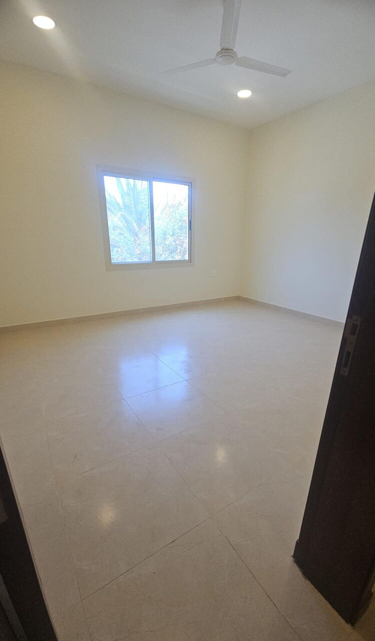 Umm Al Hassam, Apartments, Flats, Houses & Villas, BHD 280/month,  3 BR,  3 Bedroom Semifinished Brand New Flat For Rent Ewa Under Owner Name