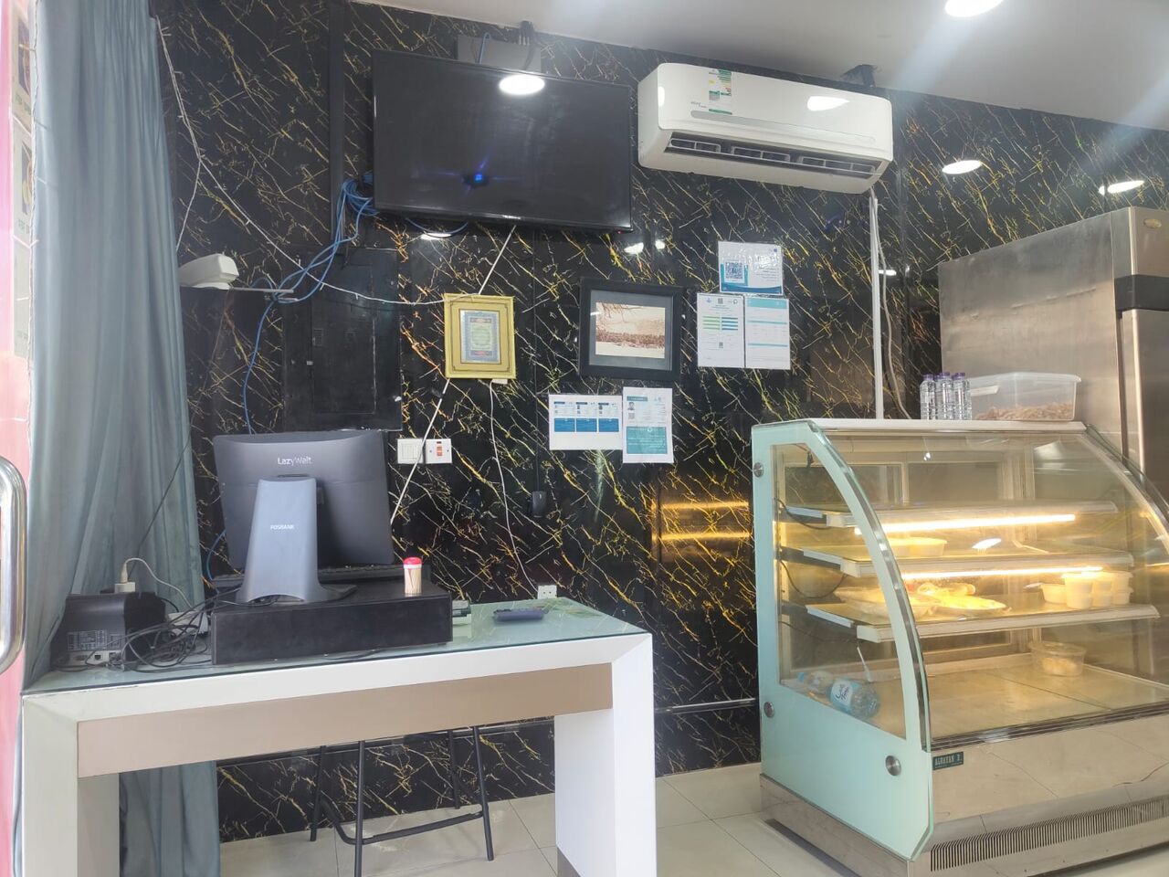 Al Thuqbah, Food, Bufia/ Restaurant  For Sale