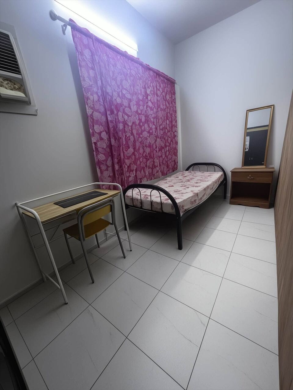 Hoora, Bedspace For Rent, BHD 60/month,  2 Partitions Room Available End Of July For Female