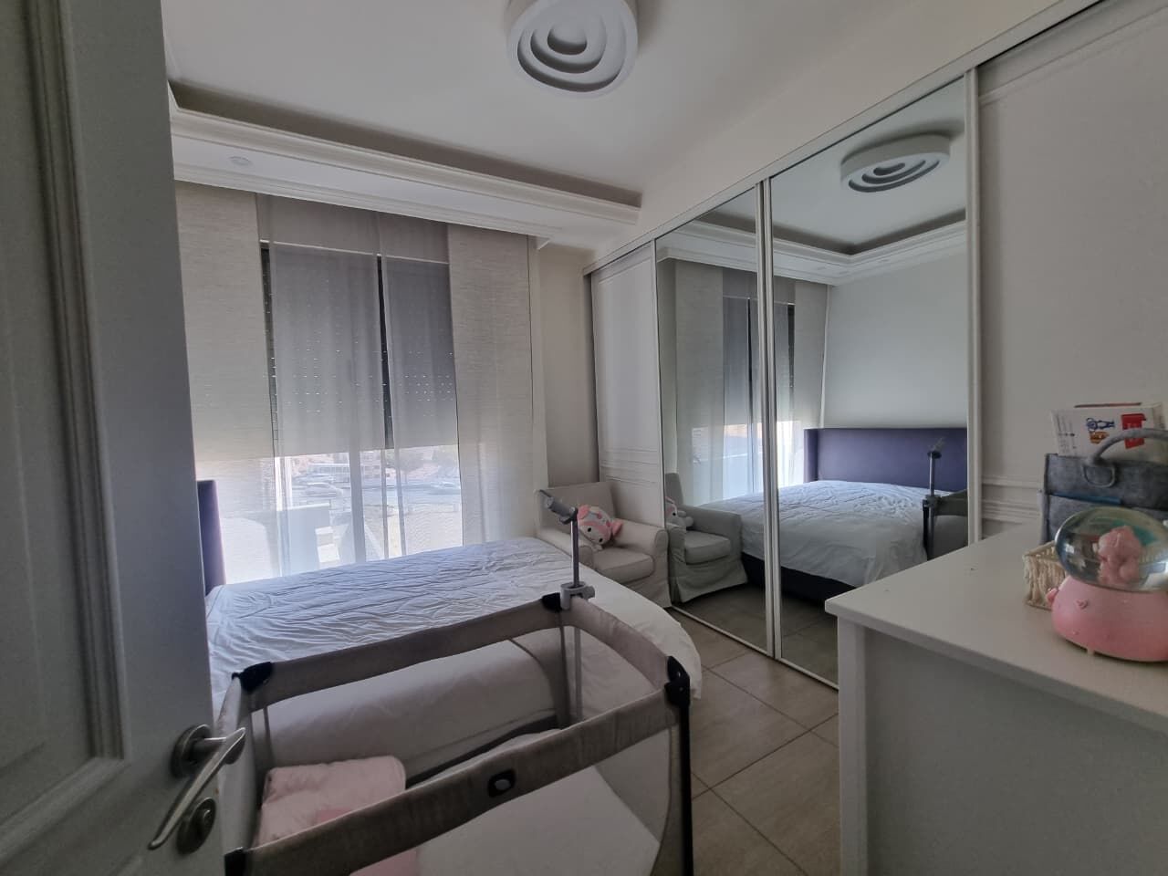 Abdoun, Apartments, Flats, Houses & Villas, JOD 27000/month,  3 BR,  225 Sq. Meter,  Semi-ground Floor Apartment For Rent In Abdoun