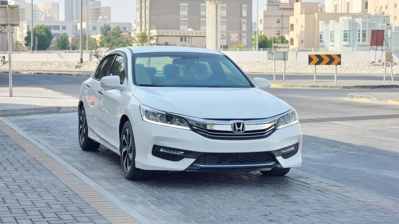 Manama, Vehicles, Cars & Trucks , BHD 4700,  Honda Accord,  2017,  Automatic,  158000 KM,    FOR SALE