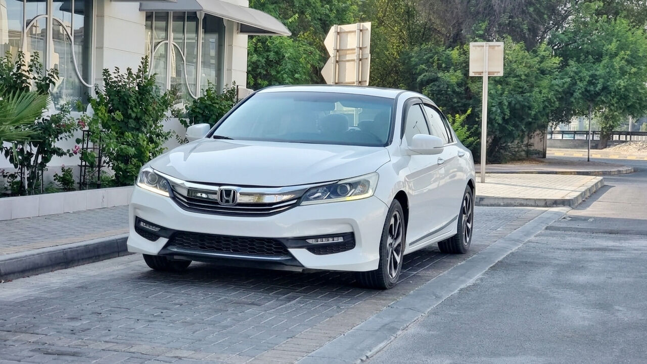 Manama, Vehicles, Cars & Trucks , BHD 4700,  Honda Accord,  2017,  Automatic,  158000 KM,    FOR SALE