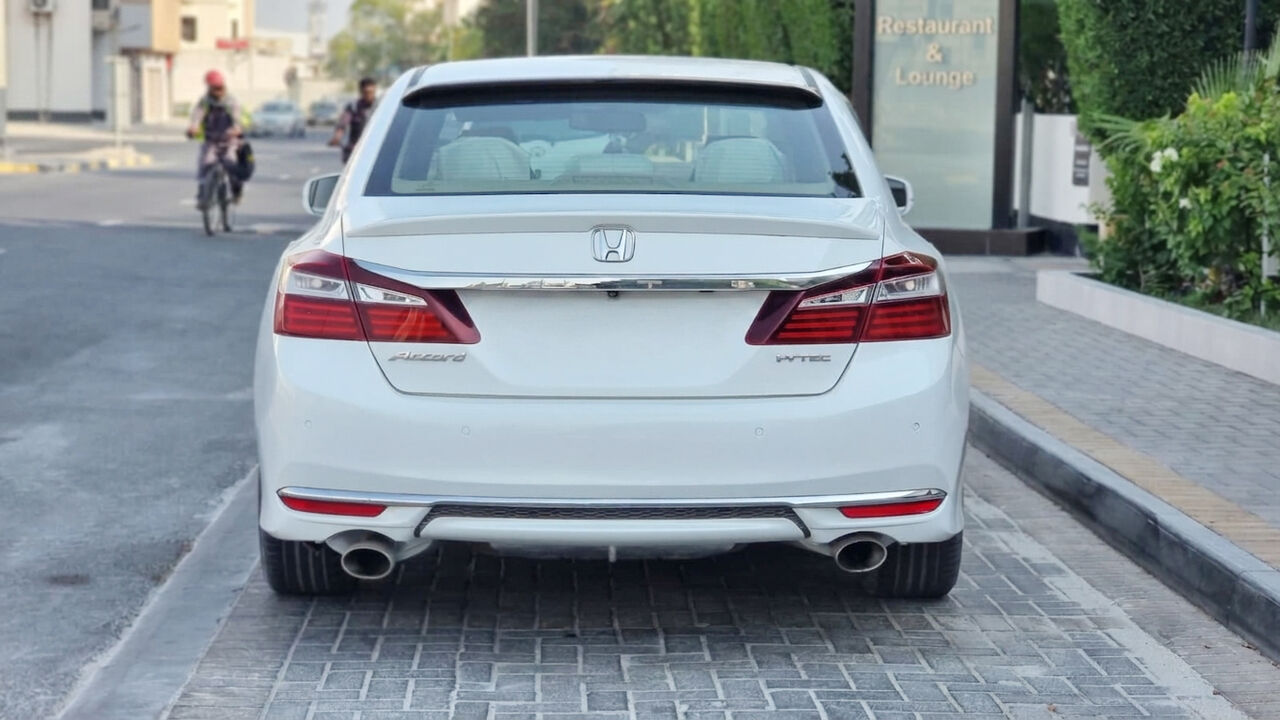 Manama, Vehicles, Cars & Trucks , BHD 4700,  Honda Accord,  2017,  Automatic,  158000 KM,    FOR SALE