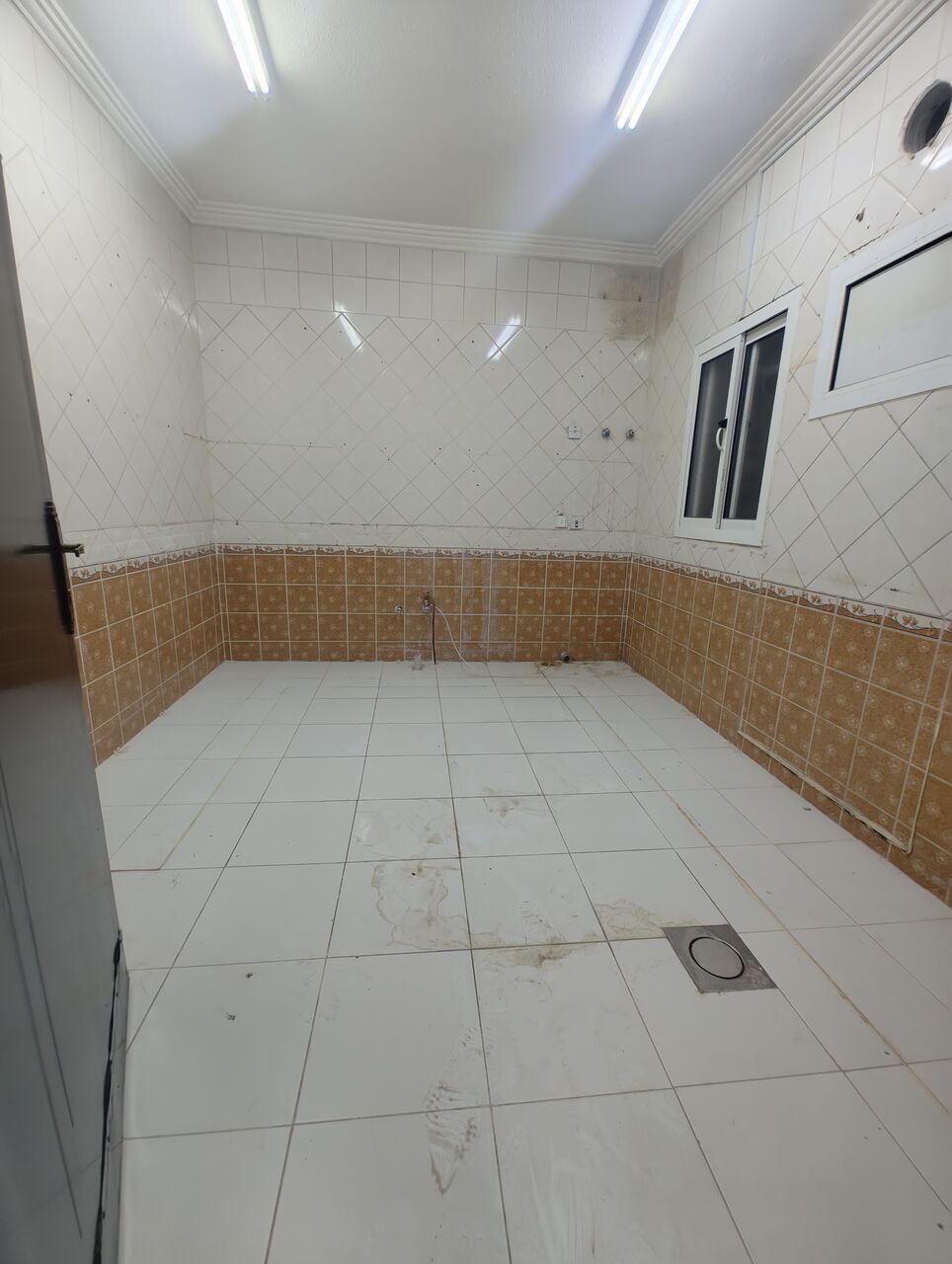 Al Malaz, Apartments, Flats, Houses & Villas, SAR 35000/year,  2 BR,  2BHK Family Apartment Available In Al Malaz Near Dunes School