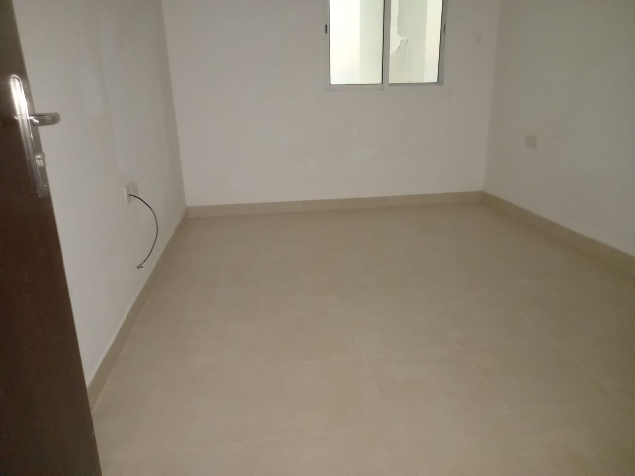 Galali, Apartments, Flats, Houses & Villas, BHD 130/month,  2 BR,  # 2 BEDROOMS,2 BATHROOMS,HALL,KITCHEN,FLAT FOR RENT IN GALALI BACKSIDE OF AIR PORT #