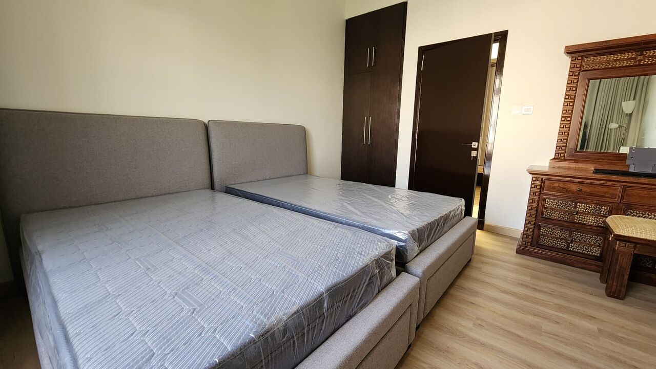 Amwaj Islands, Villas, BHD 850,  Furnished,  160 Sq. Meter,  Canal Access 2 BR FF Villa For Rent Floating City
