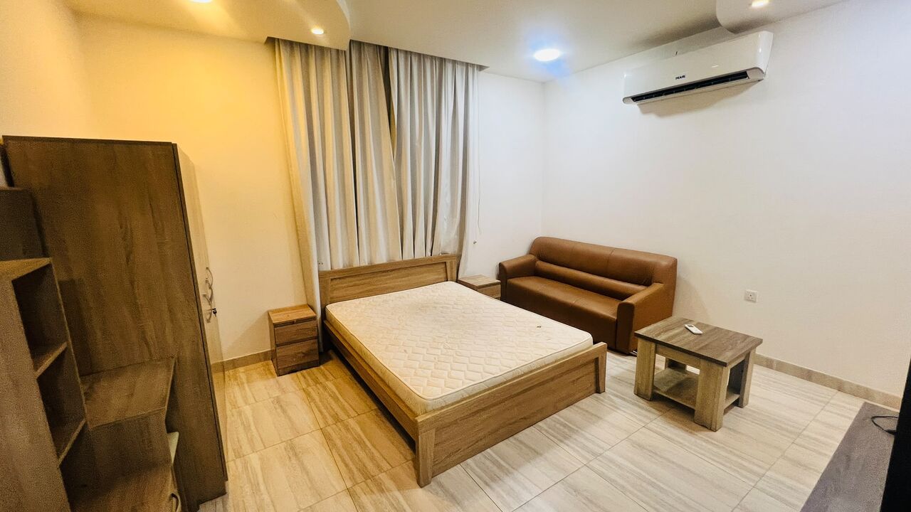 Busaiteen, Apartments, Flats, Houses & Villas, BHD 175/month,  Furnished,  Studio,  Apartment For Rent In Busaiteen | Closed Kitchen