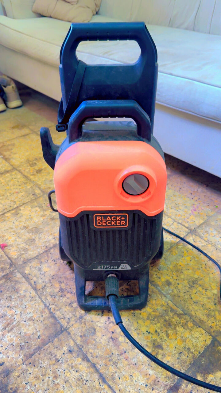 Riyadh, Machinery, SAR 1300,  Urgent Sale Car Washing Tools Karcher Seat Cleaner Vaccuumer Etc