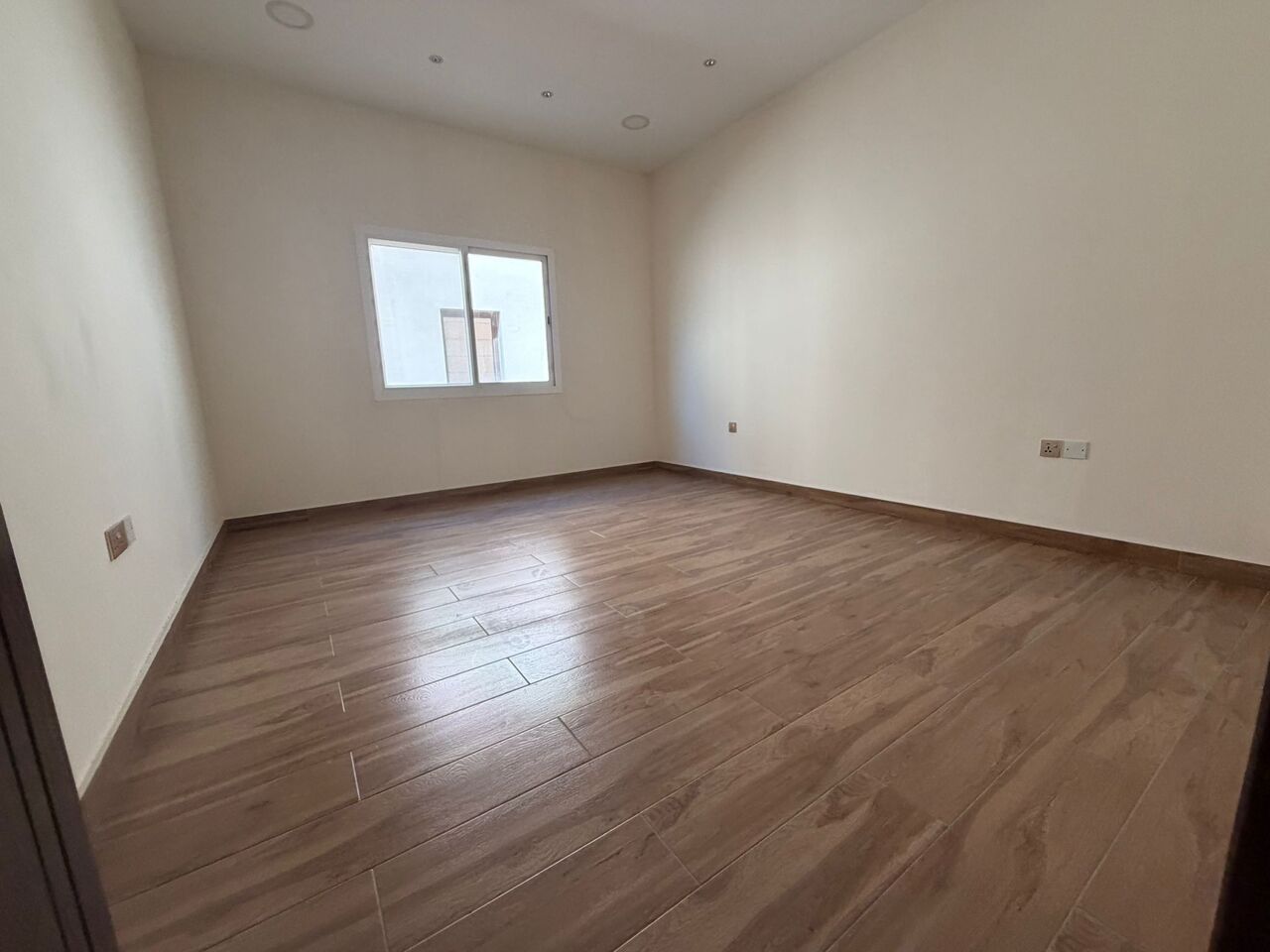 Segaya, Apartments, Flats, Houses & Villas, BHD 300/month,  3 BR,  Semi-Furnished Apartment For Rent In Segaya | Kuwait Avenue