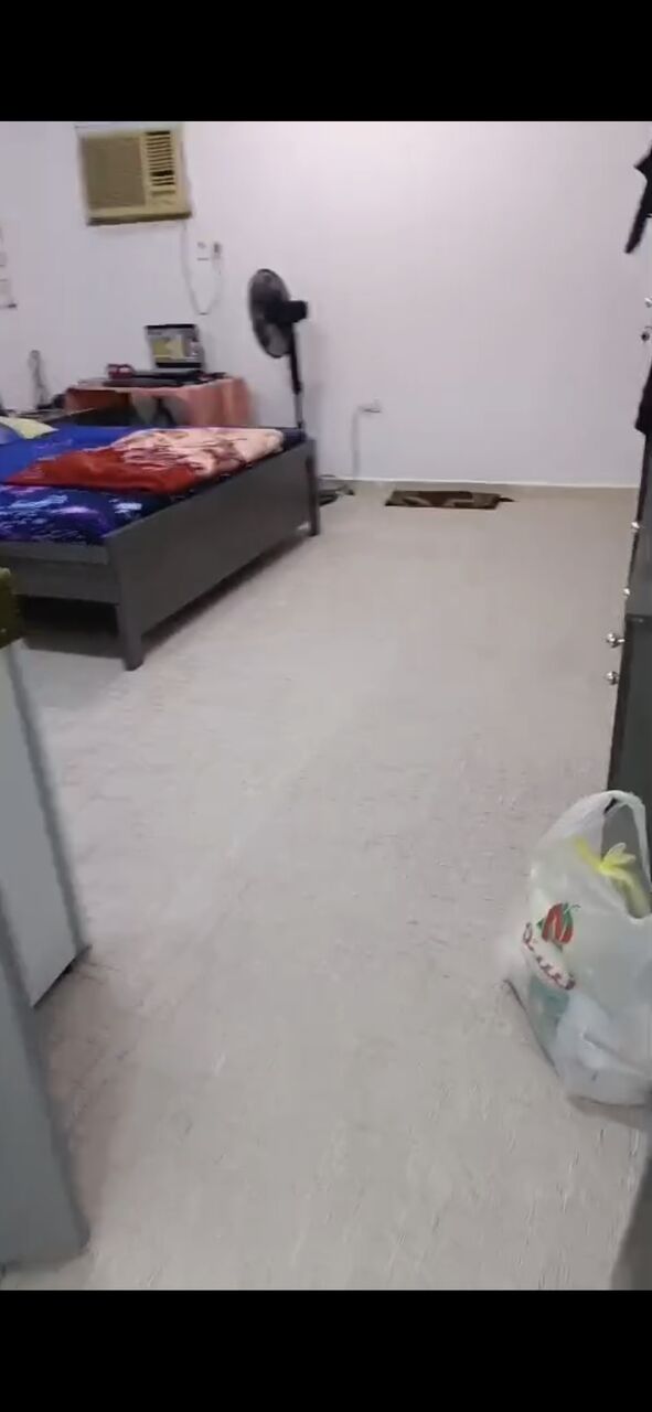 Jubail, Rooms for Rent, SAR 1000/month,  UnfUrnished Bachelor Room With 1 Bath. Jubail Al Hamra Near Danube Mall
