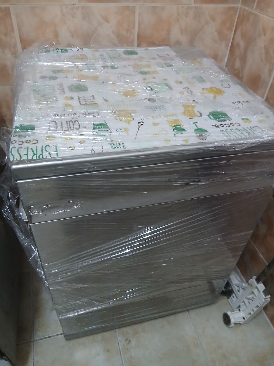 Al Khobar Al Shamalia, Appliances, SAR 1500,  Dishwasher  Samsung 14 Place Settings, 8 Prog, WiFi,