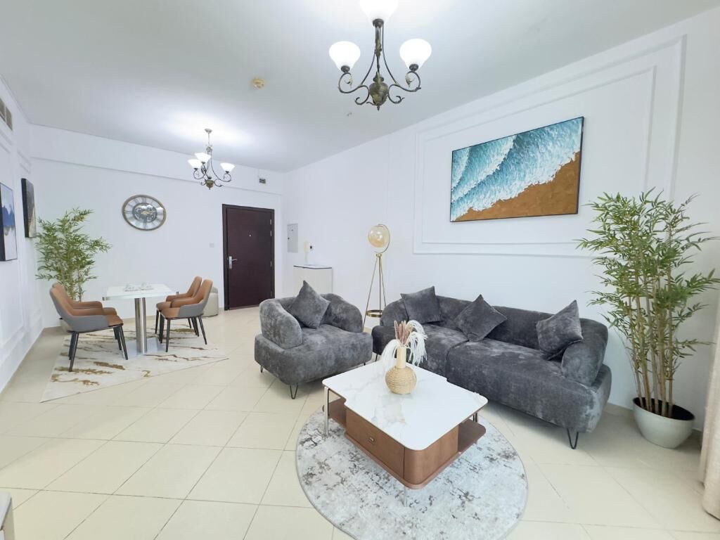 Dubai, Holiday/Vacation Rentals, AED 350/day,  2 BR,  Luxury 2BR Marina Apartment For Rent