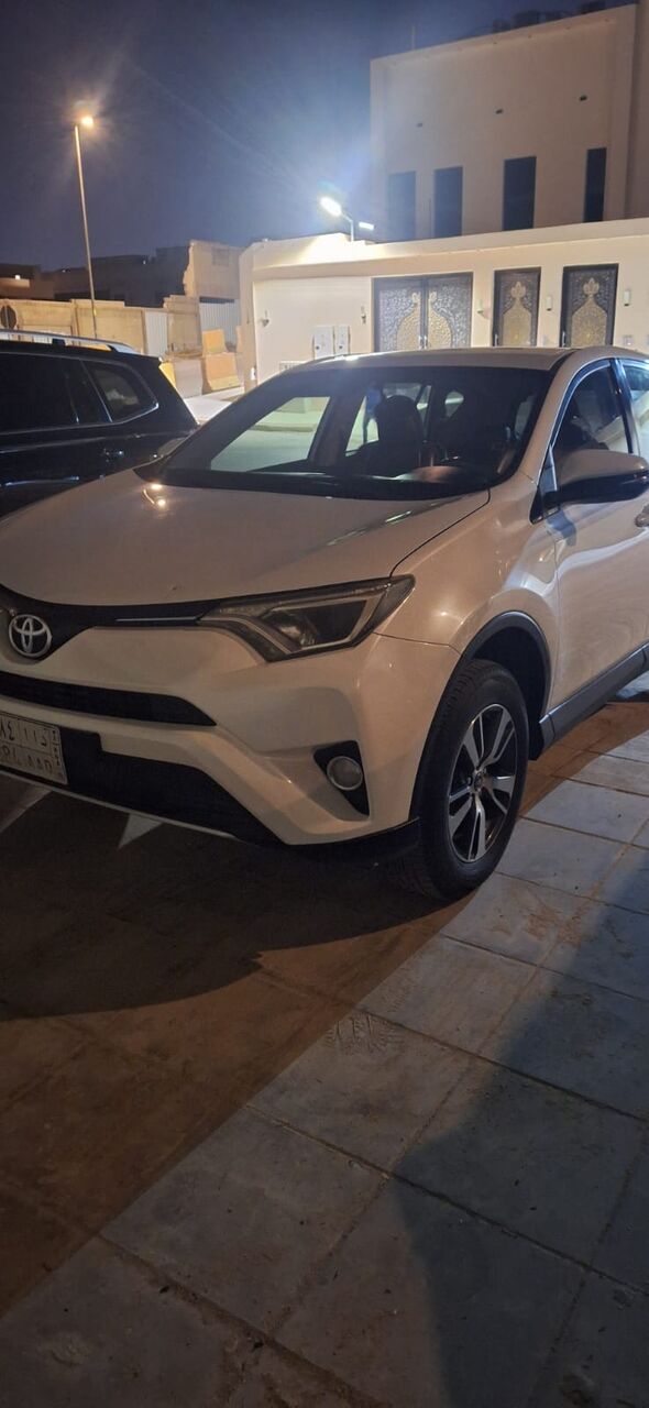 Al Malaz, Vehicles, Cars & Trucks , SAR 48000,  Toyota RAV4 XLE 2016 &ndash; 4WD,  2016,  Automatic,  165 KM,