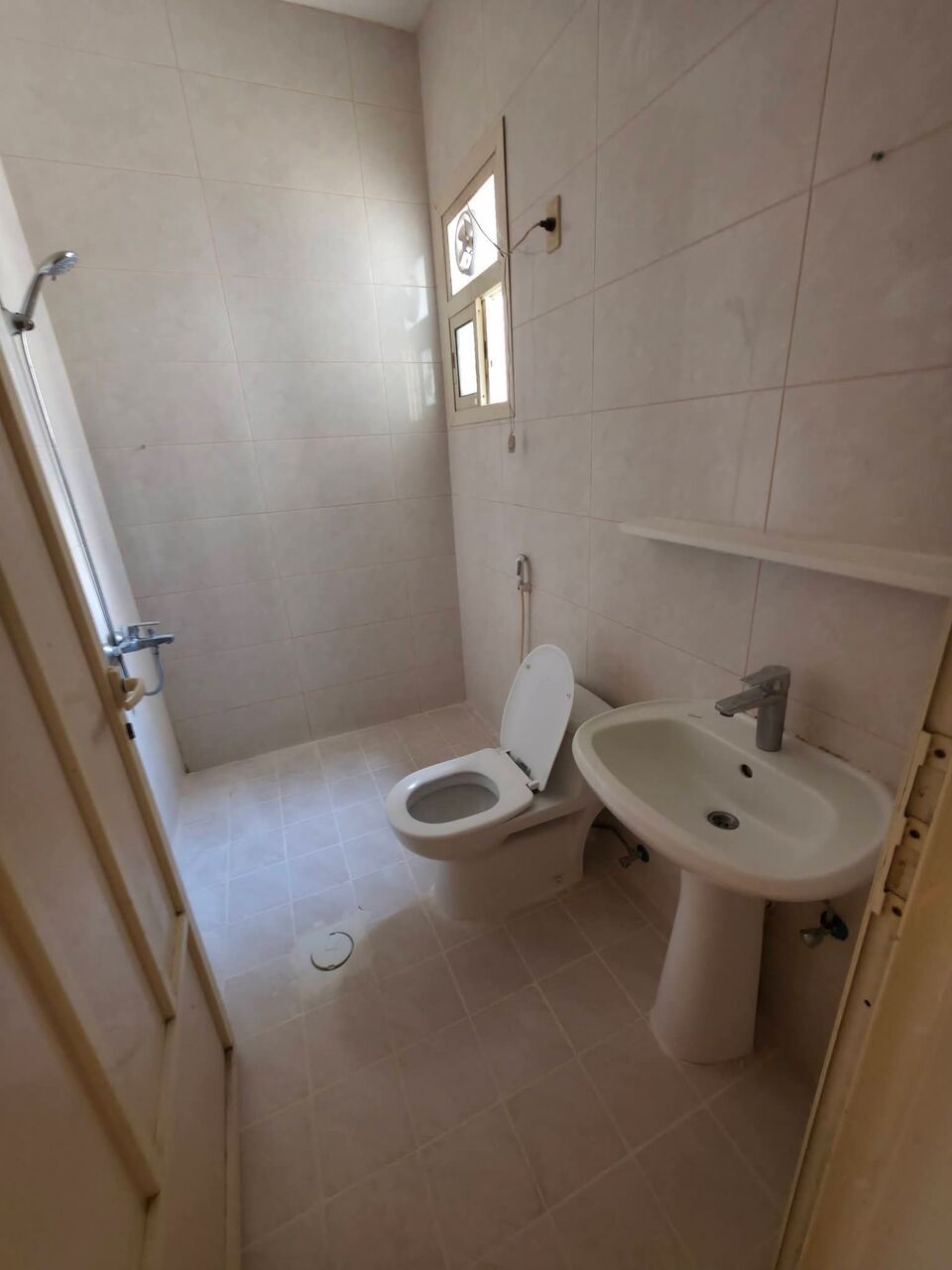 Thuqbah, Apartments, Flats, Houses & Villas, 2 BR,  2 BR Family Apartment For Rent In Al Khobar &ndash; 14,000 SAR/Year
