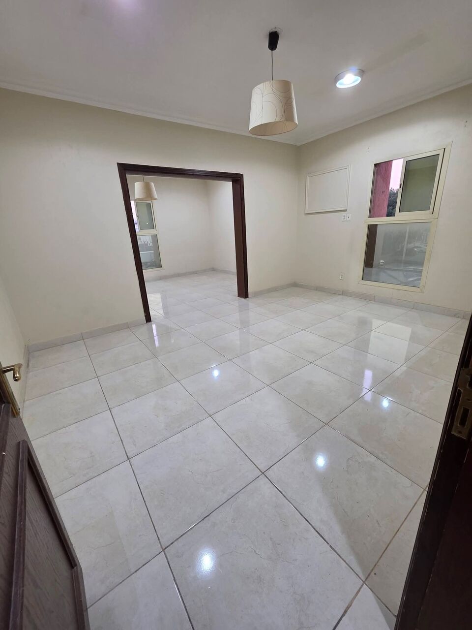 Khobar, Apartments, Flats, Houses & Villas, 3 BR,  3 BR A Large, Very Clean Family Apartment For Rent In Al Khobar 25,000 SAR/Year