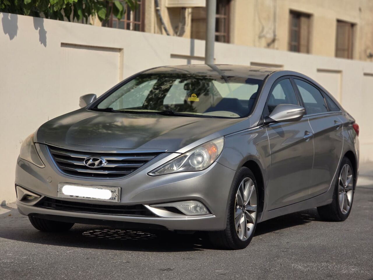 Manama, Vehicles, Cars & Trucks , BHD 2300,  Hyundai Sonata,  2014,  Automatic,  240000 KM,    FOR SALE
