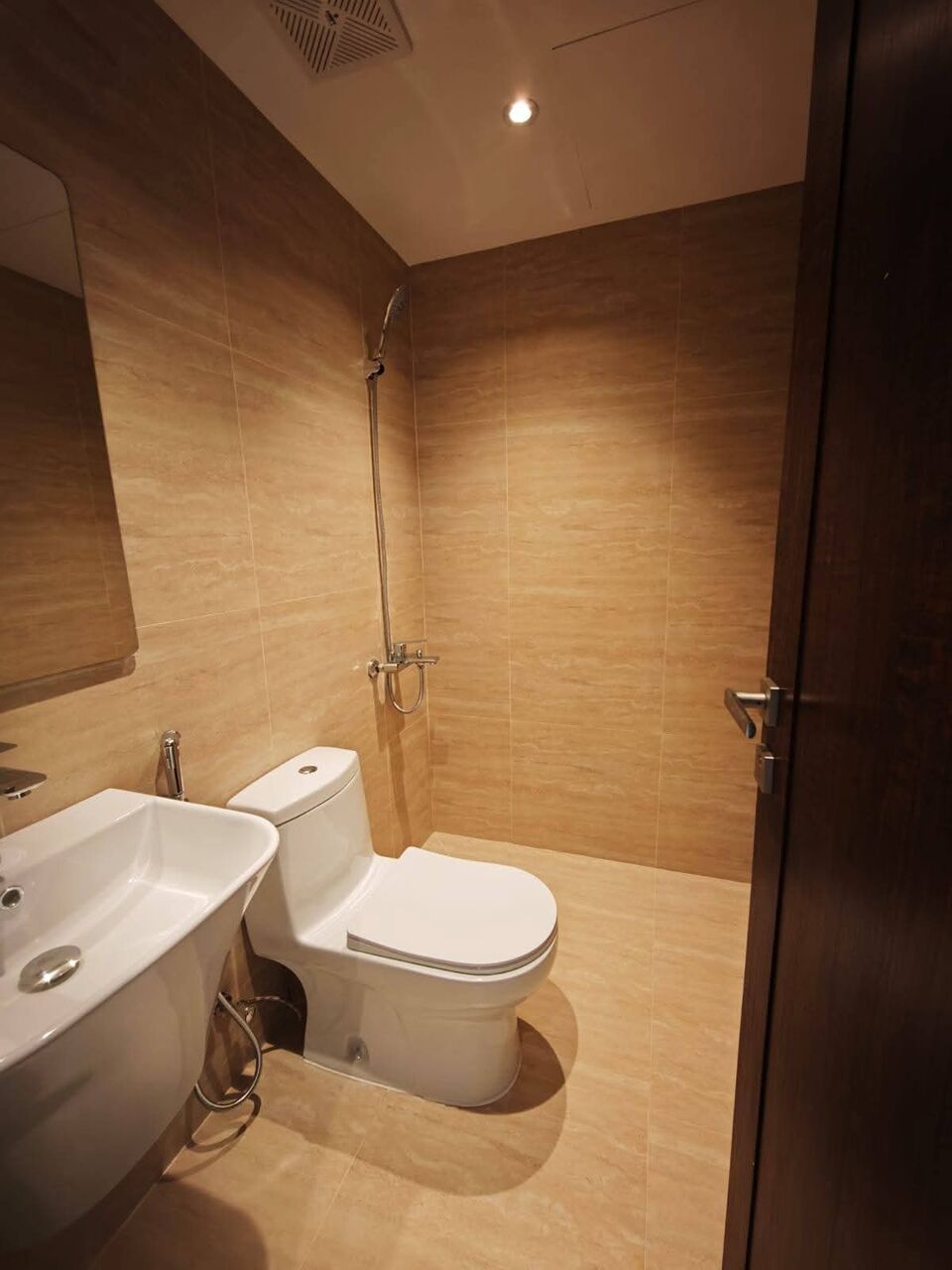 Khobar, Apartments, Flats, Houses & Villas, 2 BR,  2 BR New Luxury Family Apartment For Rent In Al Khobar 27,600 SAR/Year