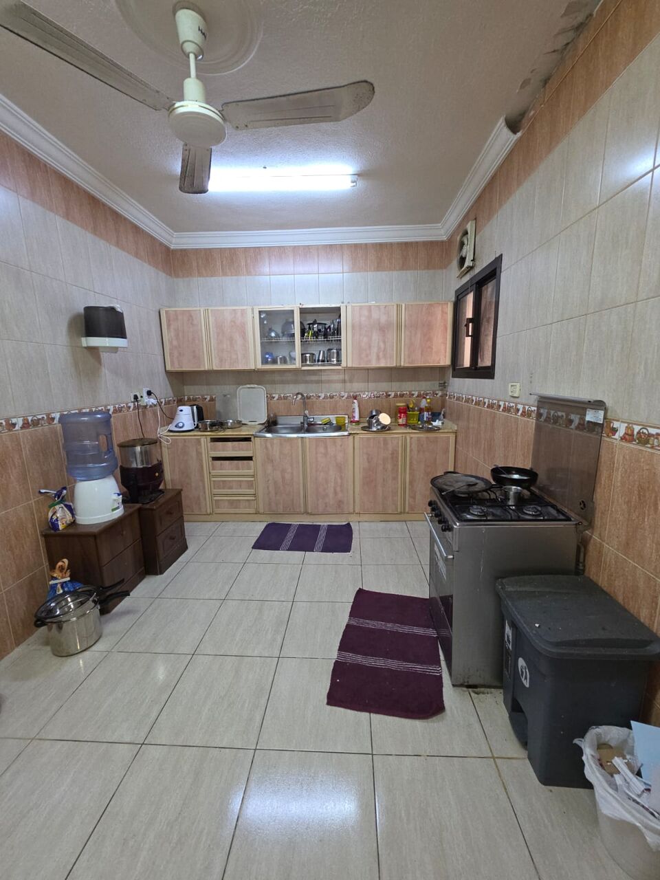 Al Aziziyah, Apartments, Flats, Houses & Villas, SAR 35000/year,  Furnished,  3 BR,  200 Sq. Meter,  SAR 35000/year, Furnished 6RM,3BR Kitchen 3Hall 2Wshr And 3 Balcony Near AL Abeer Hospital