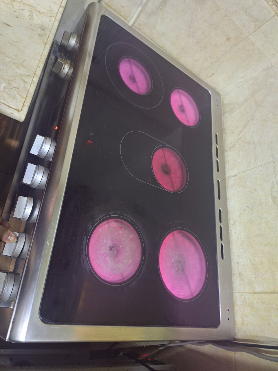 Riyadh, Furniture, SAR 100,  Urgent Sale For Household Items For Take Away Price