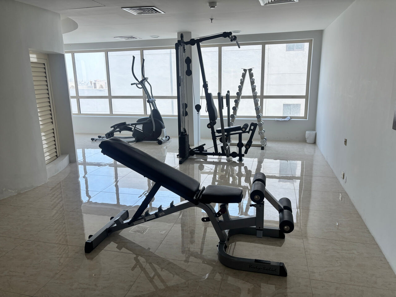 Segaya, Apartments, Flats, Houses & Villas, BHD 550/month,  3 BR,  Luxury Spacious & Bright 3BHK | Fully Furnished | Gym, Pool & WiFi | Salmaniya / Zinj / Se