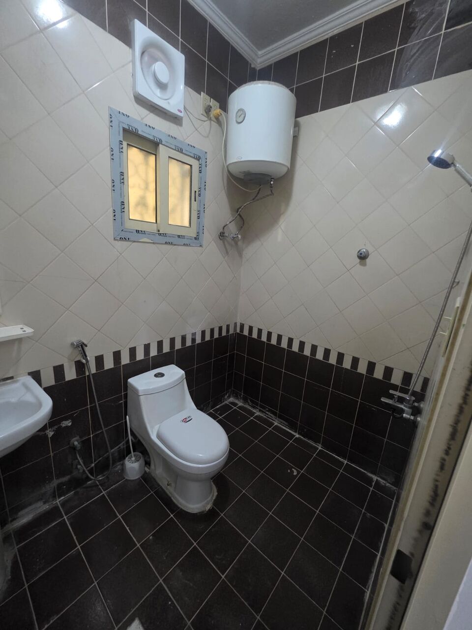 Khobar, Apartments, Flats, Houses & Villas, 1 BR,  1 BR Family Apartment For Rent In Al Khobar &ndash; 13,500 SAR/Year