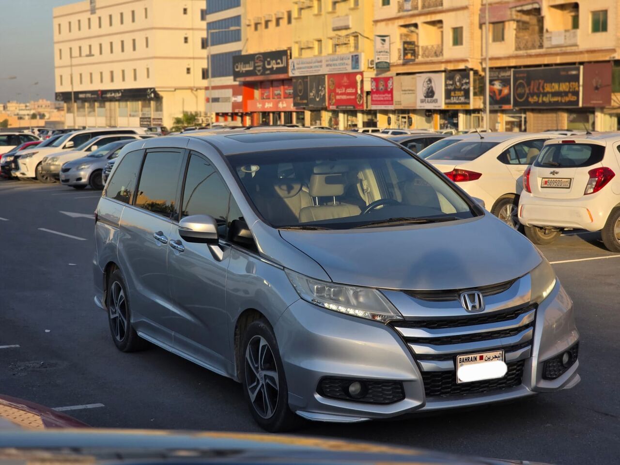 Manama, Vehicles, Cars & Trucks , BHD 3850,  Honda Odyssey,  2016,  Automatic,  120000 KM,    FOR SALE