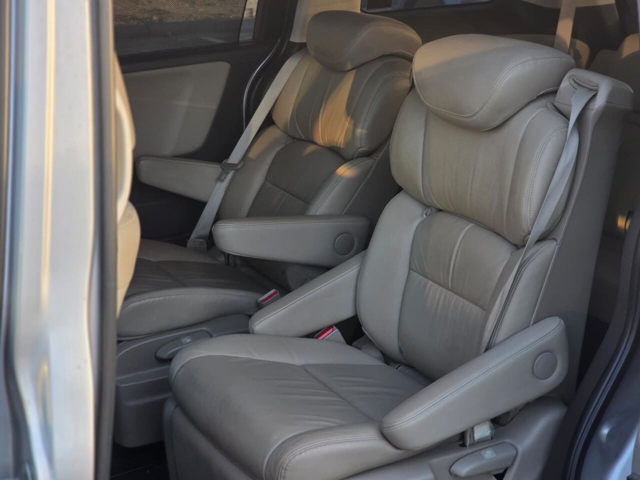 Manama, Vehicles, Cars & Trucks , BHD 3850,  Honda Odyssey,  2016,  Automatic,  120000 KM,    FOR SALE
