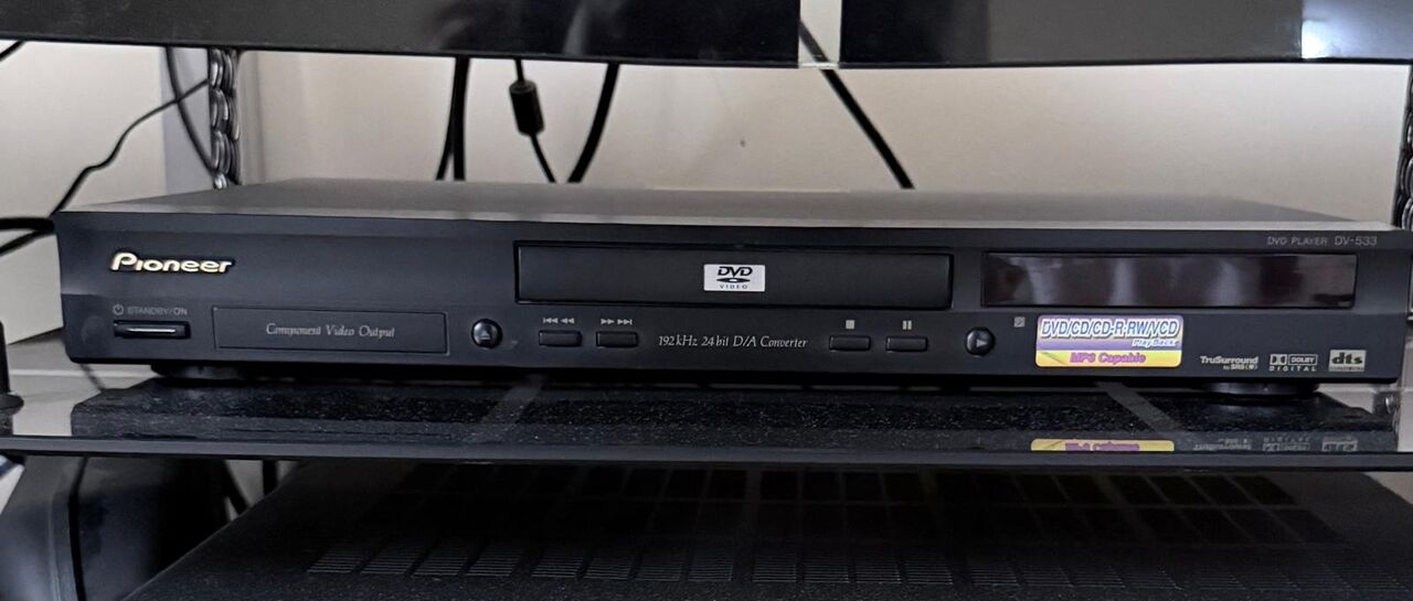 Saar, Electronics, BHD 500,  Speakers, Amplifier And Sound Reflector