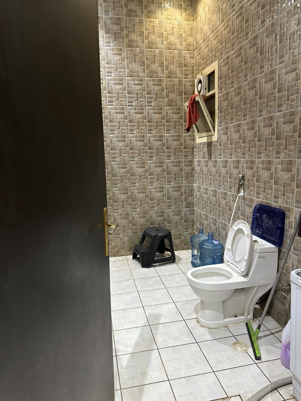 Sulai, Household Items, SAR 3000,  Family House With Household Items