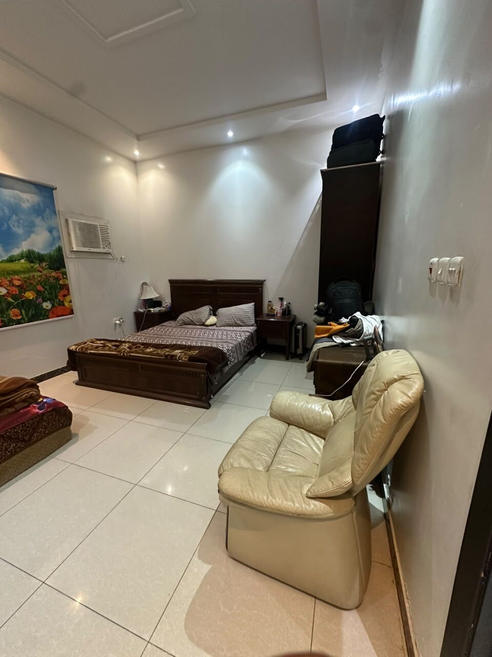 Sulai, Household Items, SAR 3000,  Family House With Household Items