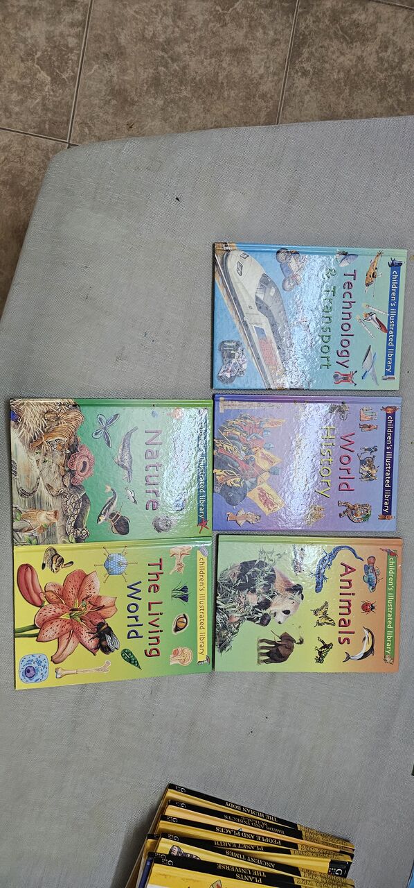 West Riffa, Books, BHD 55,  Wonder Why & Other Books For Sale