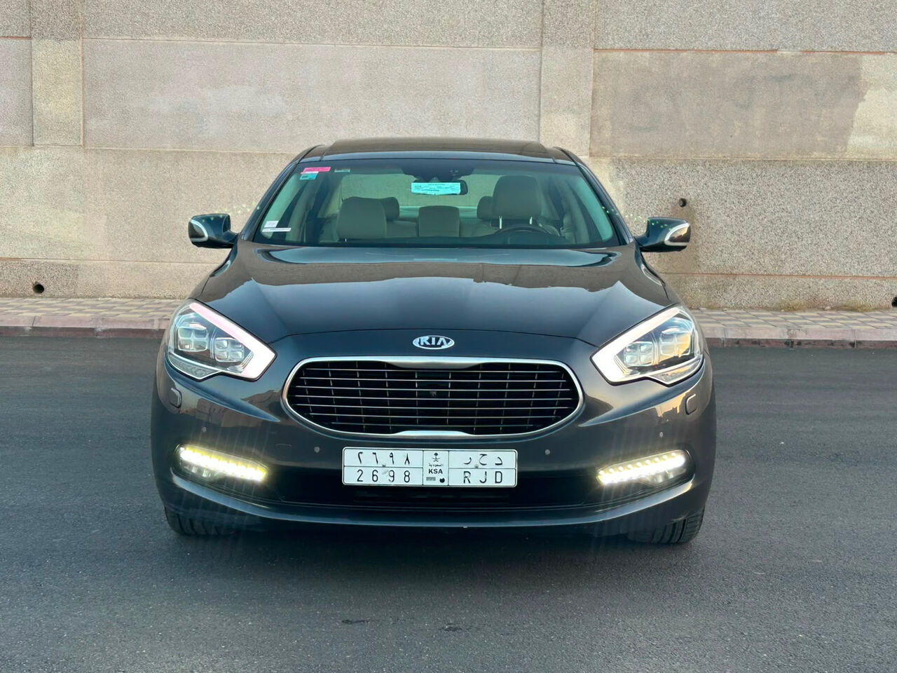 Riyadh, Vehicles, Cars & Trucks , SAR 35000,  Kia Carens,  2015,  Automatic,  183000 KM,  Kia Quoris  For Sale