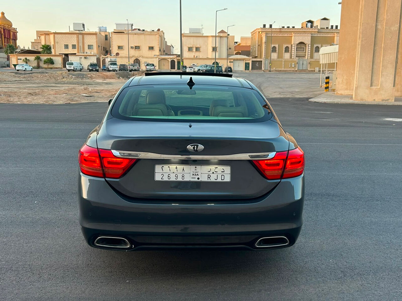 Riyadh, Vehicles, Cars & Trucks , SAR 35000,  Kia Carens,  2015,  Automatic,  183000 KM,  Kia Quoris  For Sale